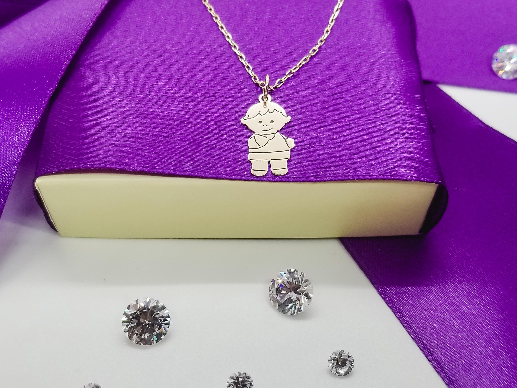MEDALION FATI 46 din aur galben de 14K cu model Baietel